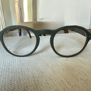 Izipizi #F  +1.5 Foldable Reading Glasses